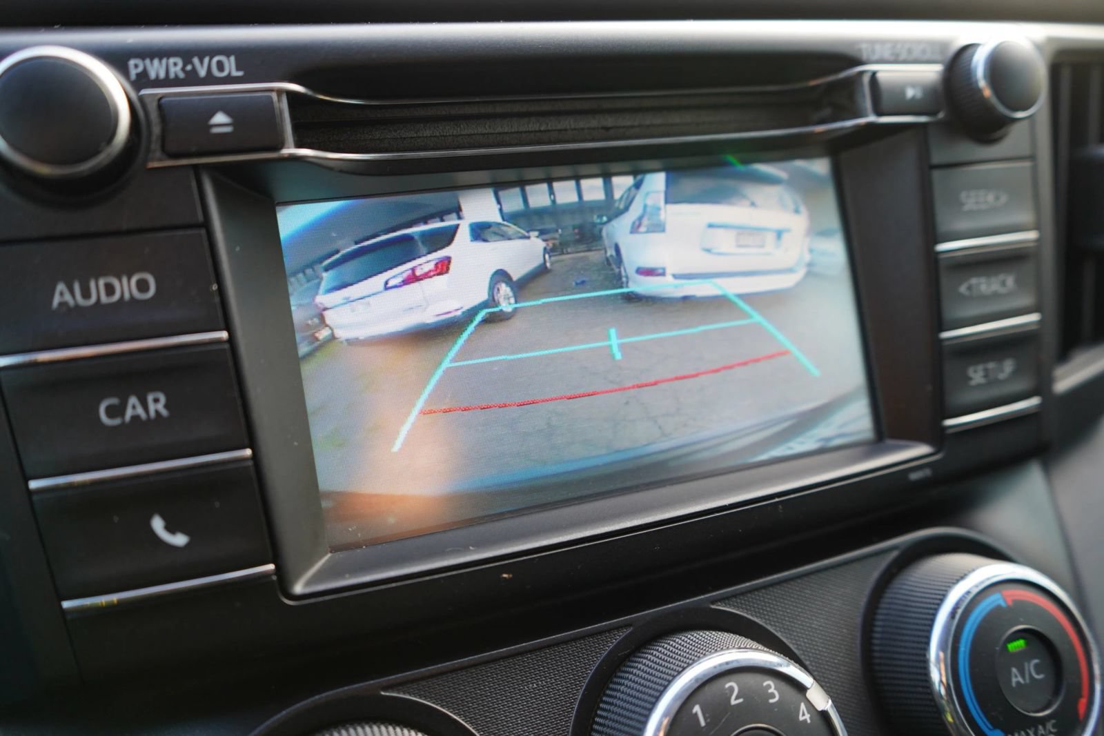 Used 2016 Toyota RAV4 LE FWD image 24