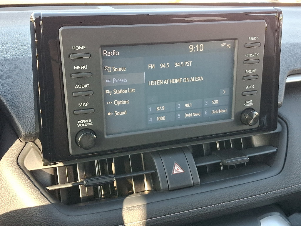 Certified 2019 Toyota RAV4 LE AWD/4WD image 17