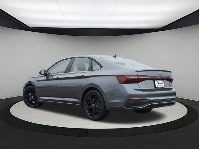 New 2026 Volkswagen Jetta SE image 5