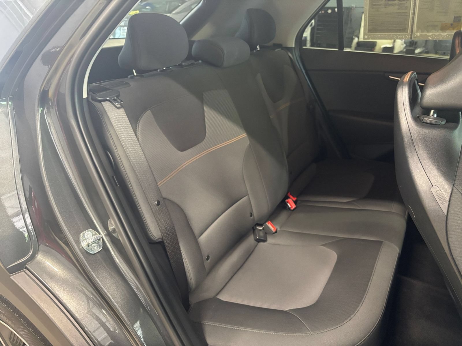 Used 2026 Kia Niro LX FWD image 37