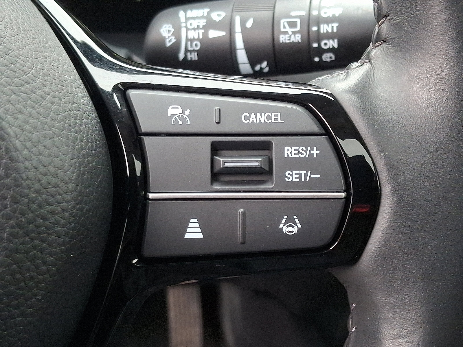 Certified 2024 Honda HR-V EX-L image 24