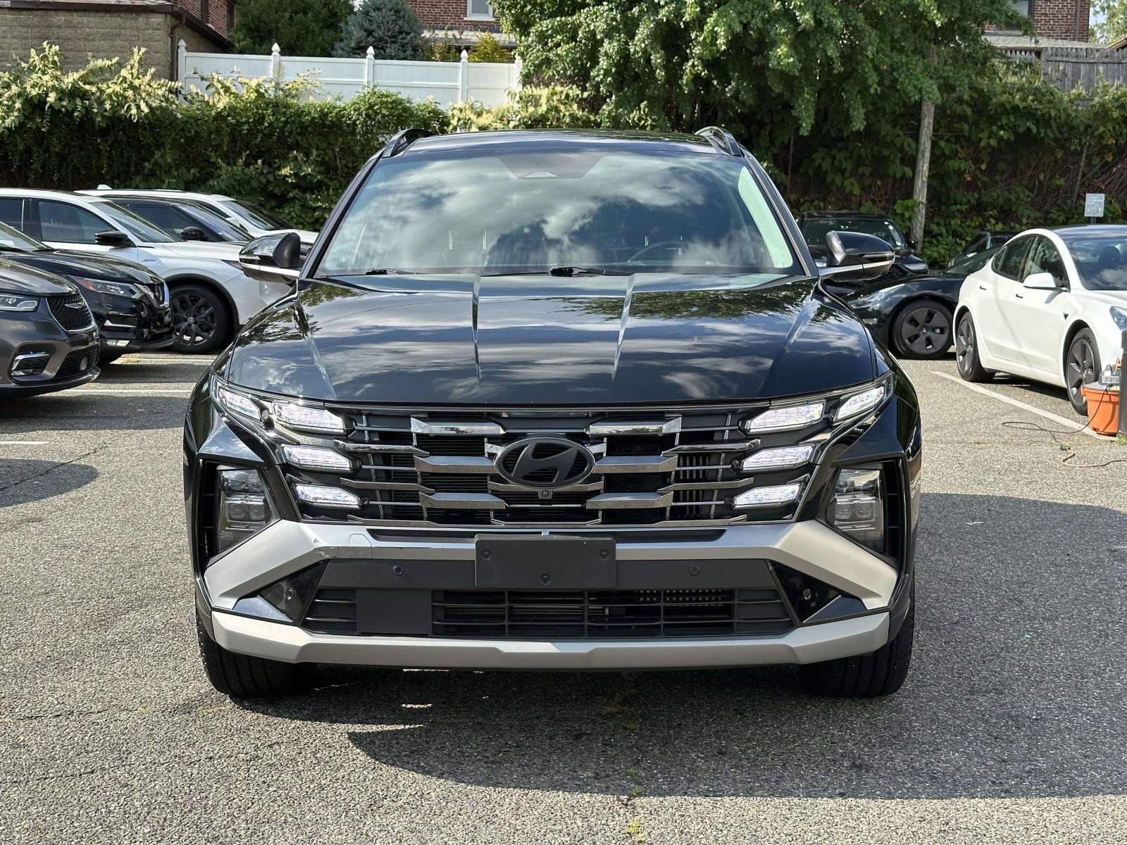 Used 2025 Hyundai Tucson Limited AWD/4WD image 8