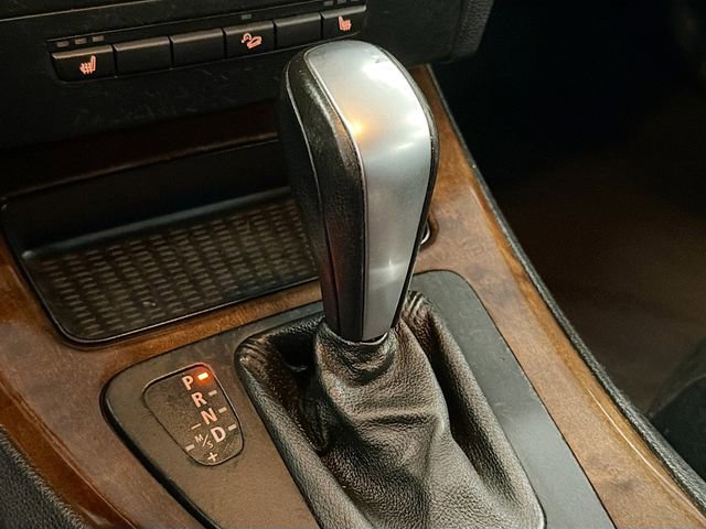 Used 2009 BMW 328i xDrive Sedan image 16