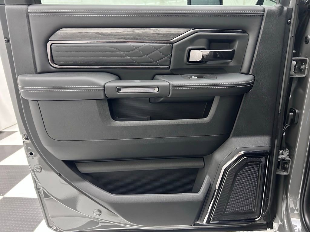 New 2026 RAM 2500 Limited image 13
