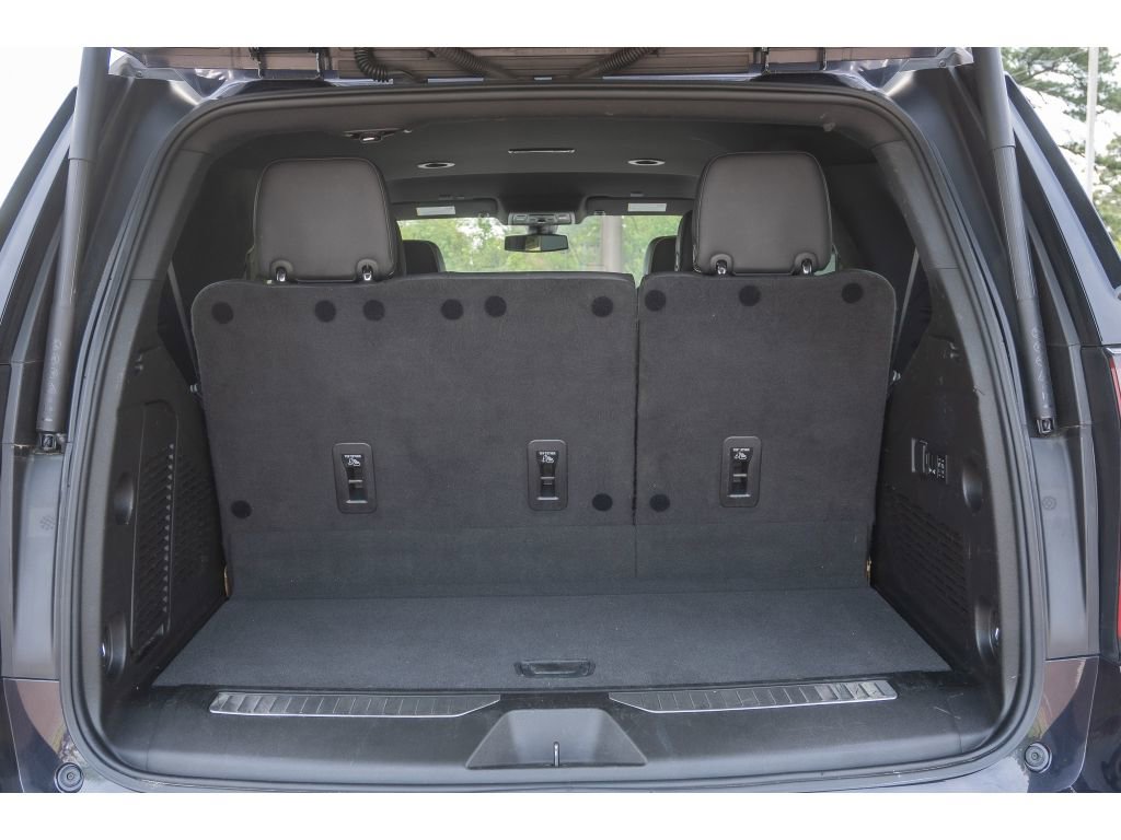 Used 2022 Chevrolet Tahoe Premier w/ Max Trailering Package RWD image 16