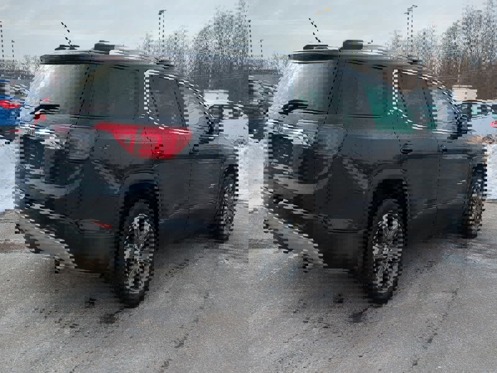 Used 2017 GMC Acadia SLT image 8