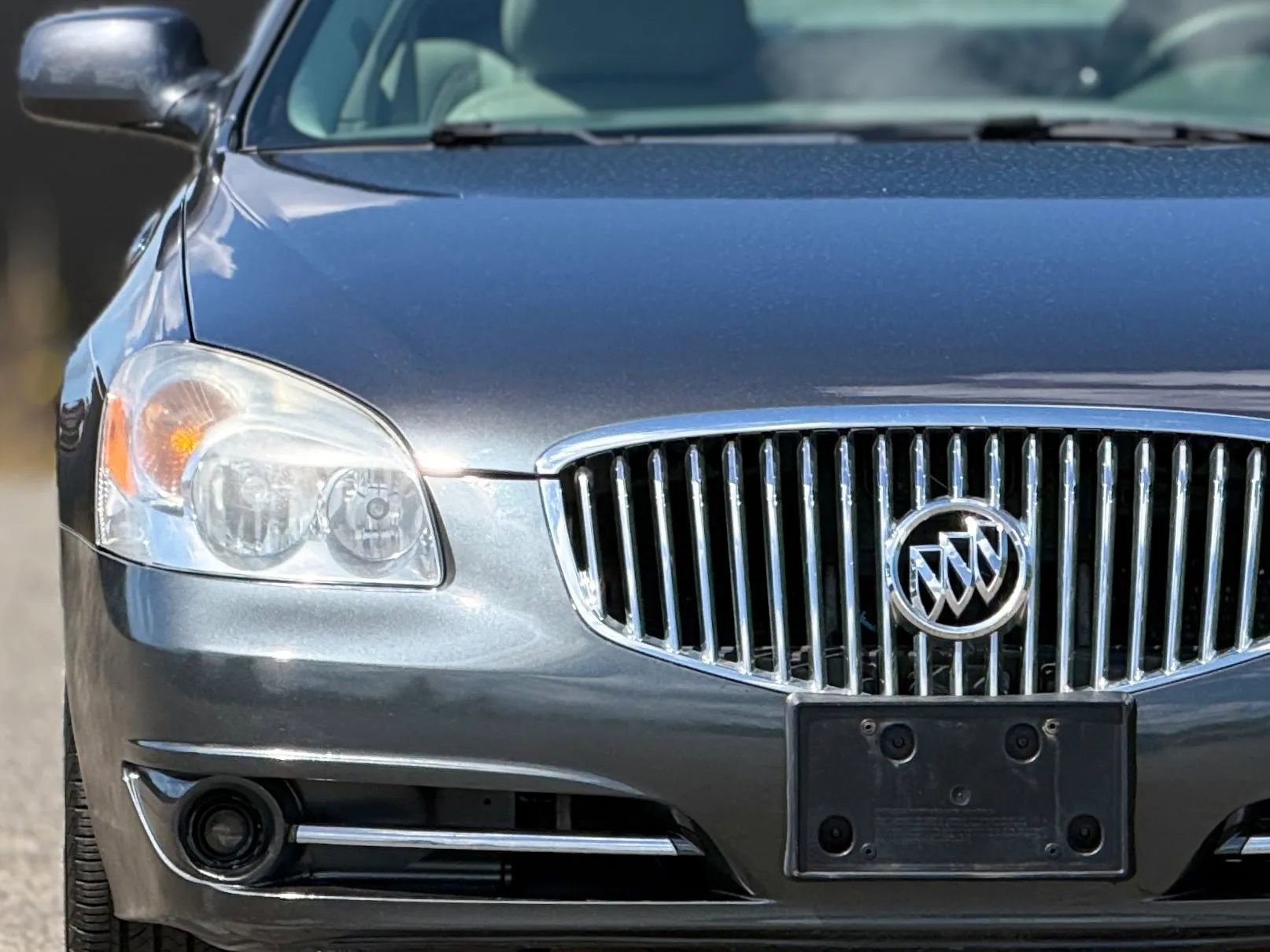 Used 2011 Buick Lucerne CXL FWD image 11