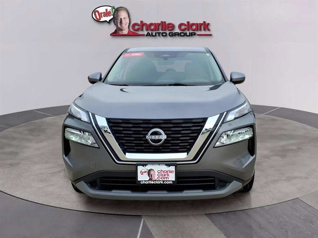 Used 2023 Nissan Rogue SV image 8