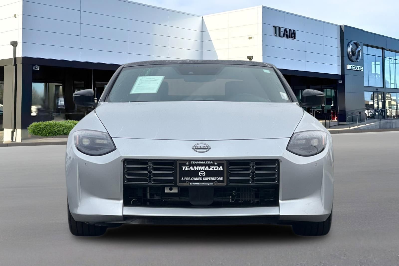 Used 2025 Nissan Z Sport w/ Floor Mat Package RWD image 6