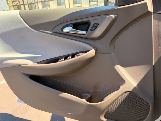 Used 2022 Chevrolet Malibu LS FWD image 13