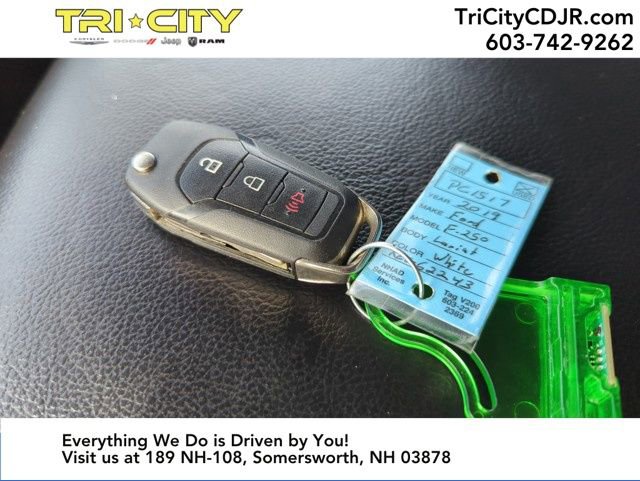 Used 2019 Ford F250 Lariat w/ Chrome Package image 37