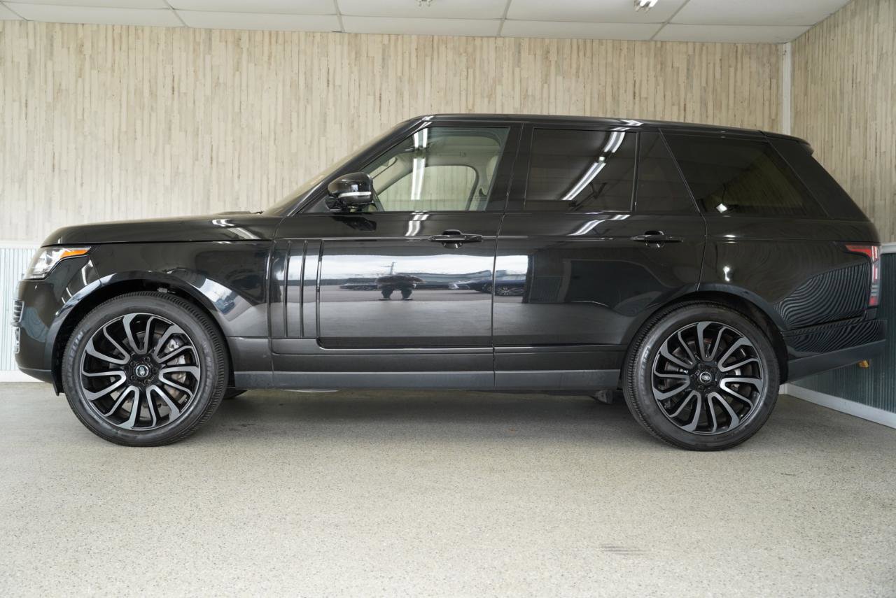 Used 2017 Land Rover Range Rover Supercharged image 5