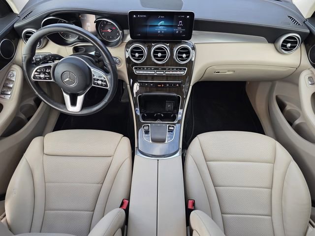 Used 2020 Mercedes-Benz GLC 300 image 24