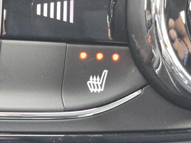 Used 2025 Chevrolet Trax LT w/ Driver Confidence Package image 7