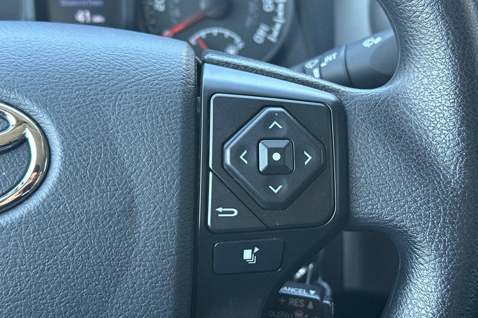 Used 2023 Toyota Tacoma SR image 30