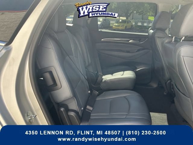 Used 2019 Buick Enclave Essence AWD/4WD image 18