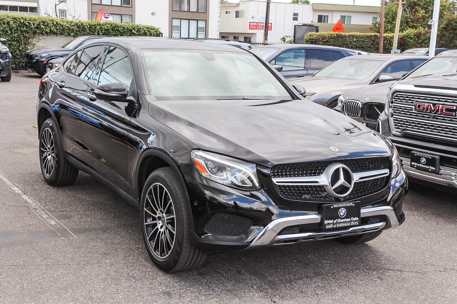Used 2019 Mercedes-Benz GLC 300 4MATIC Coupe image 3