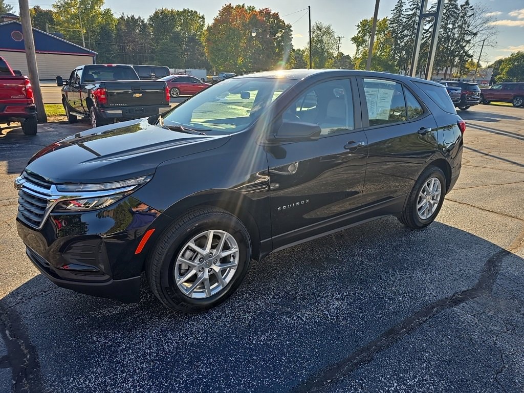 Used 2024 Chevrolet Equinox LS w/ LPO, Floor Liner Package image 2