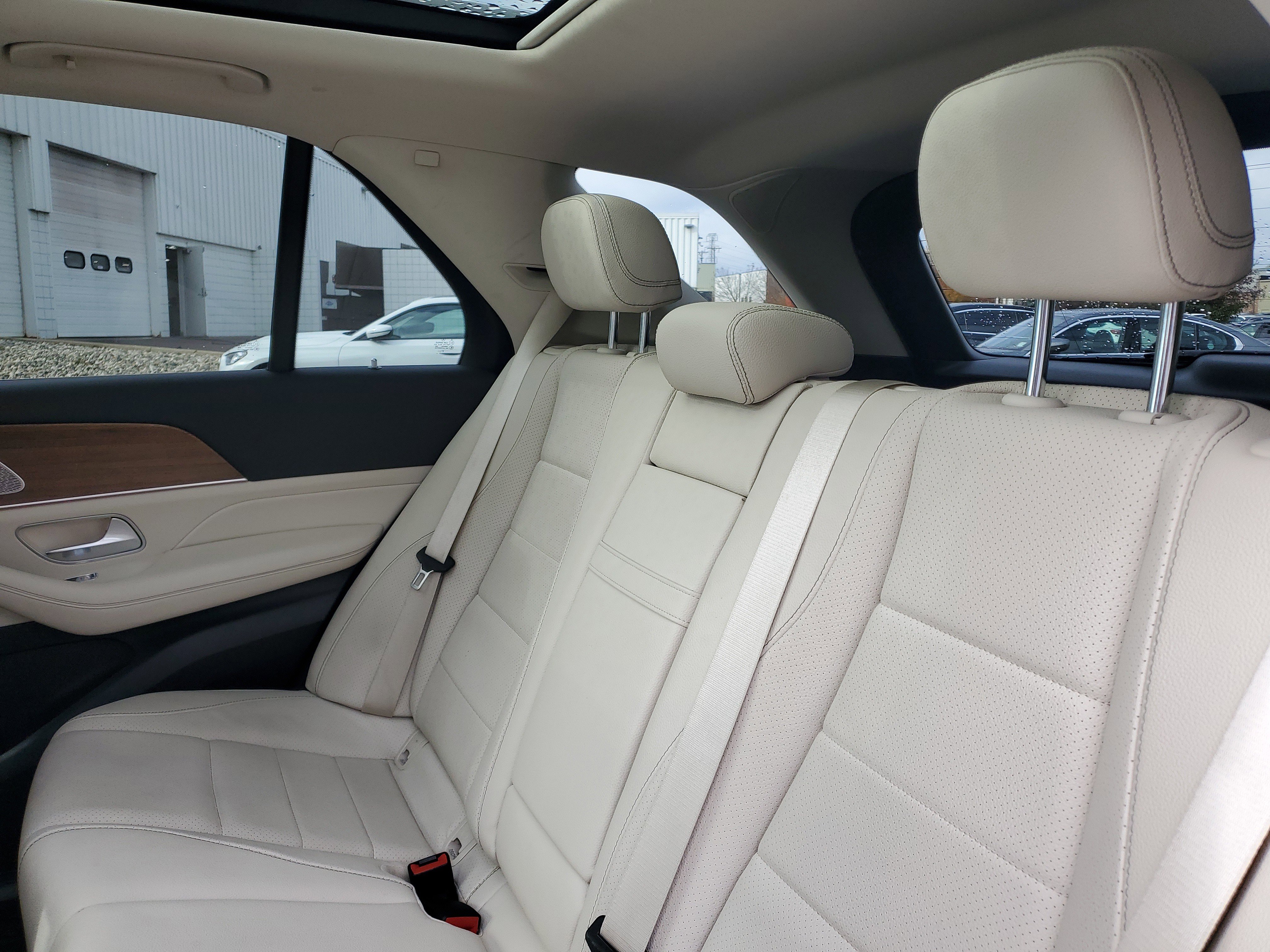 Used 2022 Mercedes-Benz GLE 350 4MATIC image 27