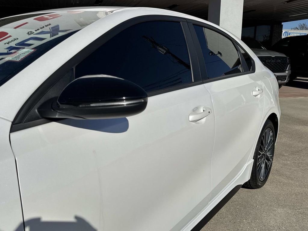 Used 2024 Kia Forte GT-Line w/ GT-Line Premium Package image 7