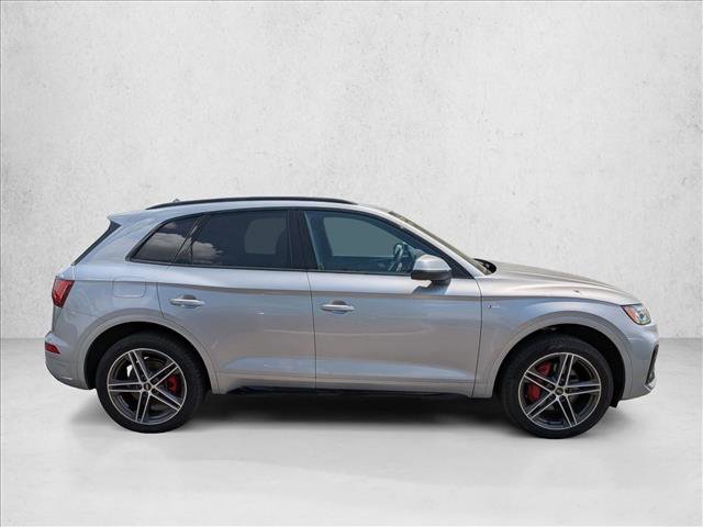Used 2025 Audi Q5 e Premium Plus w/ Premium Plus Package AWD/4WD image 4