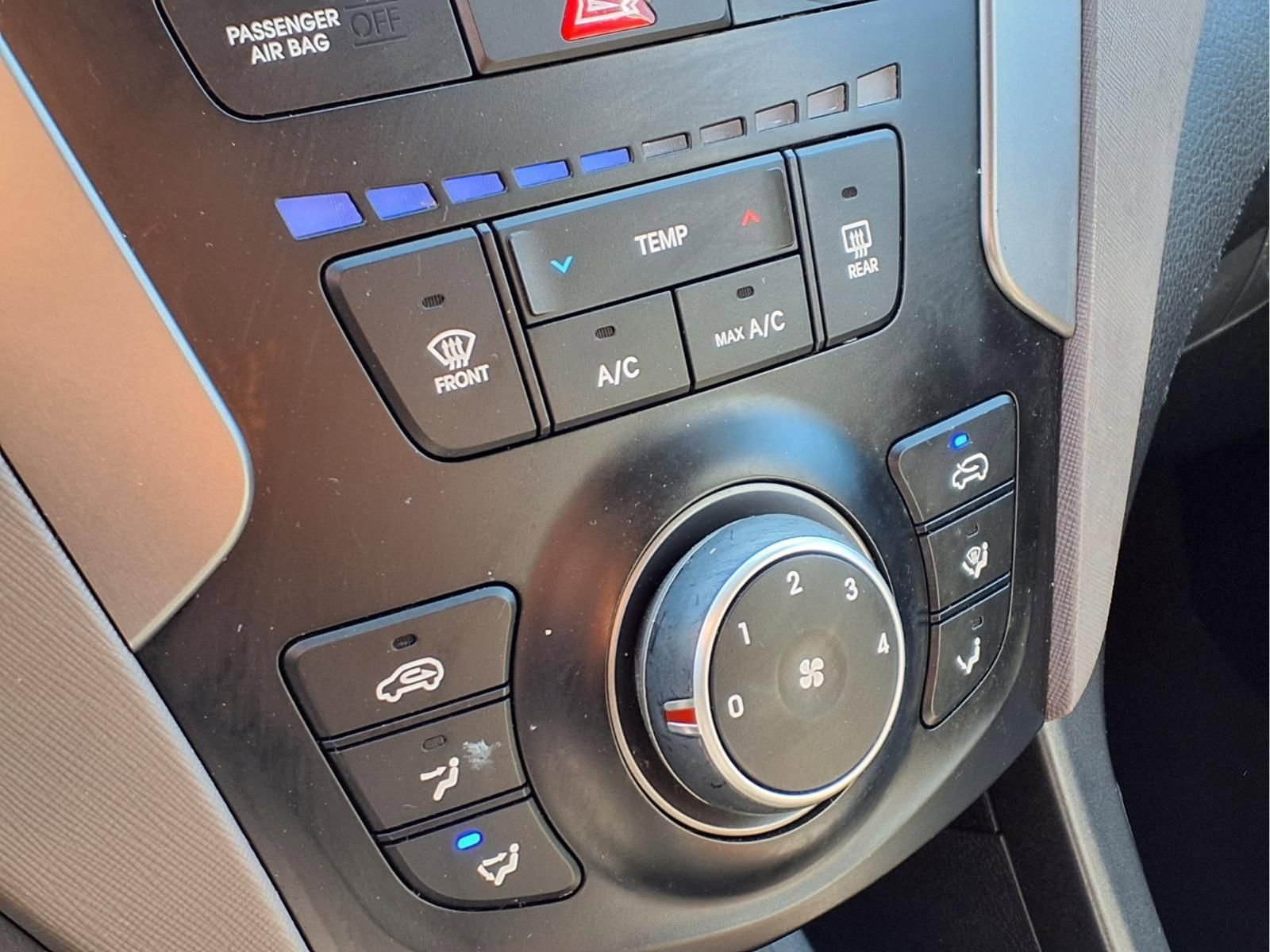 Used 2017 Hyundai Santa Fe Sport image 22