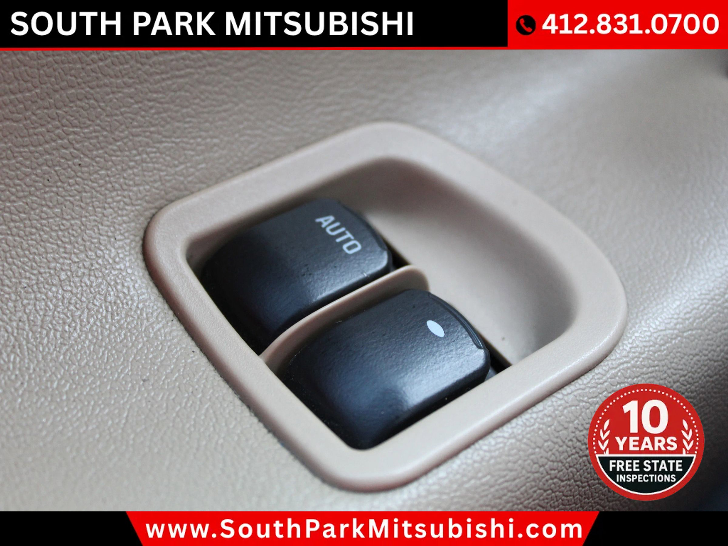 Used 2006 Pontiac Solstice Convertible w/ Premium Package image 18