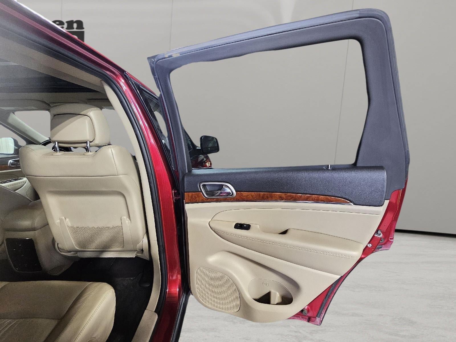 Used 2013 Jeep Grand Cherokee Limited AWD/4WD image 19