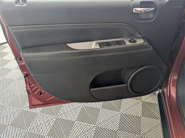 Used 2017 Jeep Compass High Altitude image 10