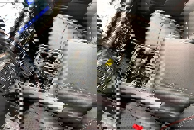 Used 2022 Ford F150 Lariat w/ Equipment Group 502A High image 16