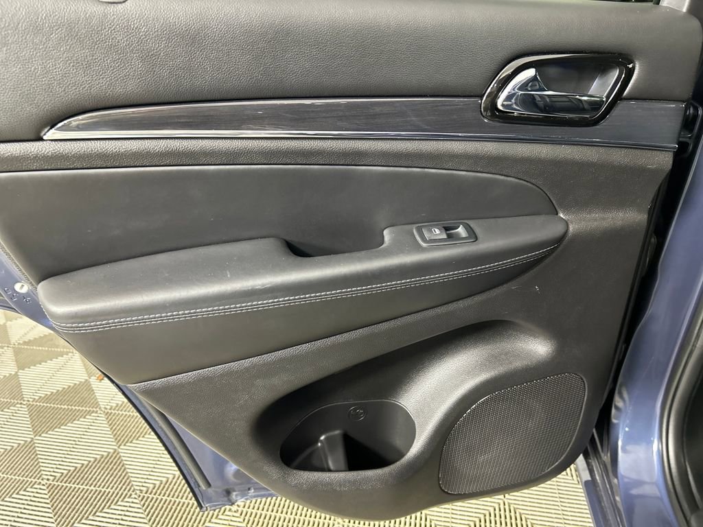 Used 2021 Jeep Grand Cherokee Overland image 16