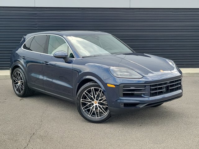 Certified 2025 Porsche Cayenne image 7