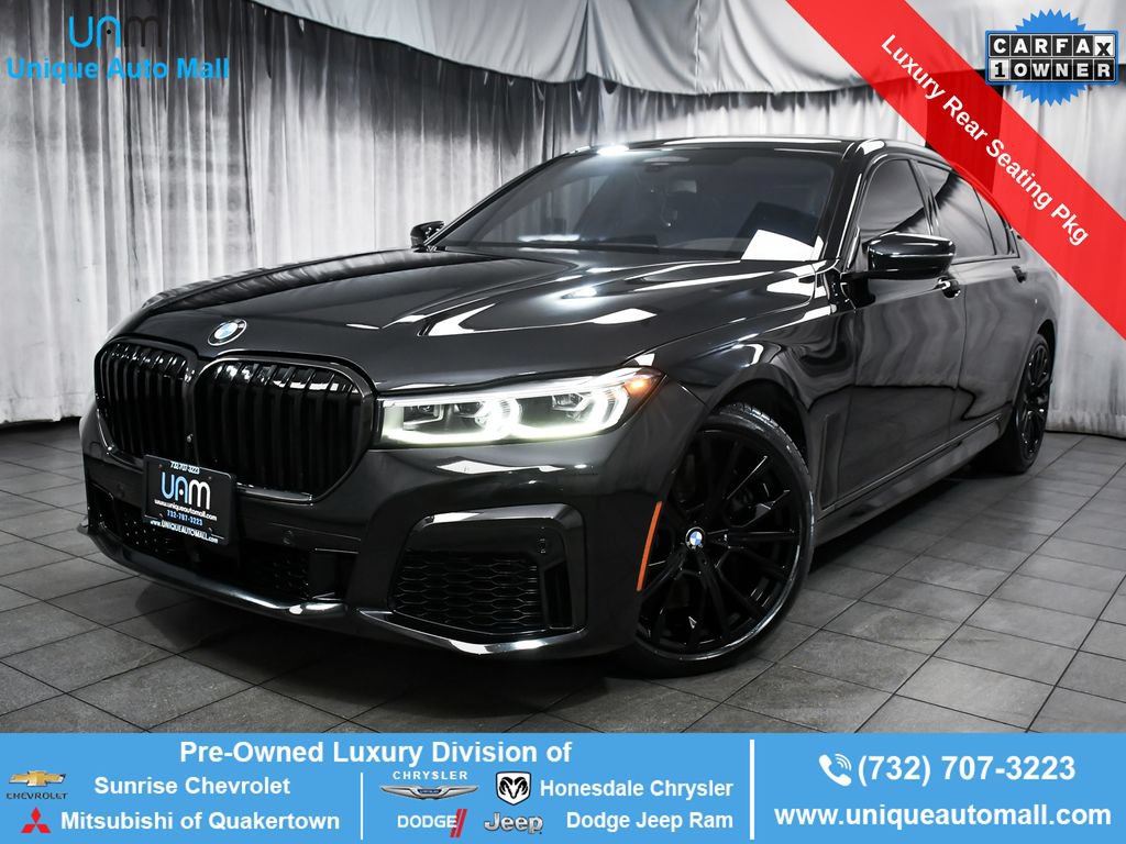 Used 2022 BMW M760i xDrive w/ Luxury Rear Seating Package AWD/4WD image 1