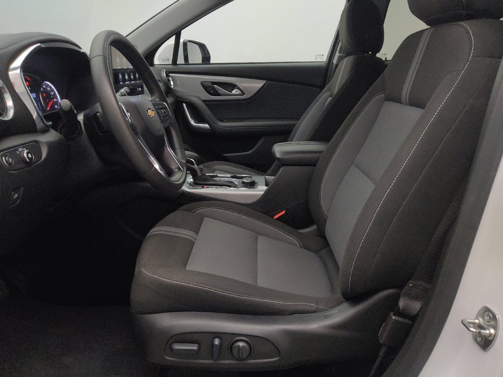 Used 2024 Chevrolet Blazer LT w/ Convenience Package FWD image 17
