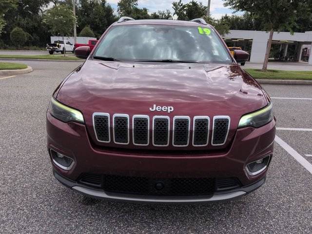 Used 2019 Jeep Cherokee Limited w/ Technology Group FWD image 9