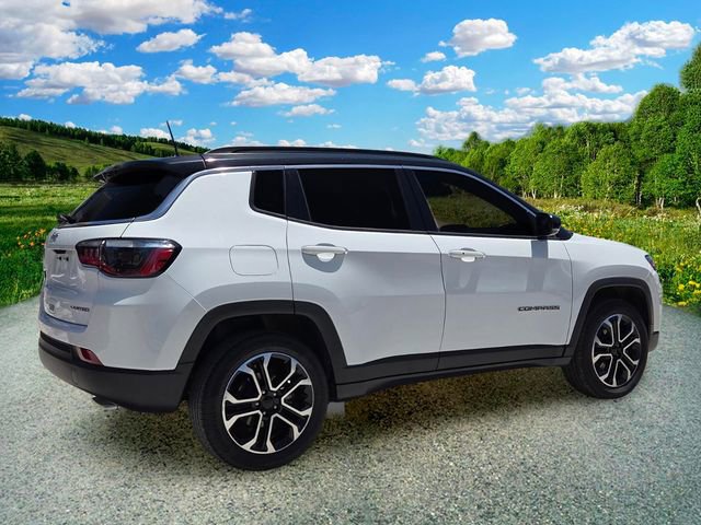 Used 2022 Jeep Compass Limited AWD/4WD image 6