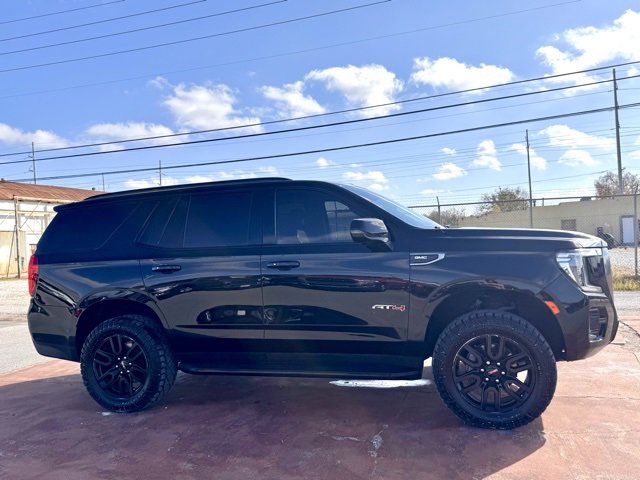 Used 2022 GMC Yukon AT4 image 4