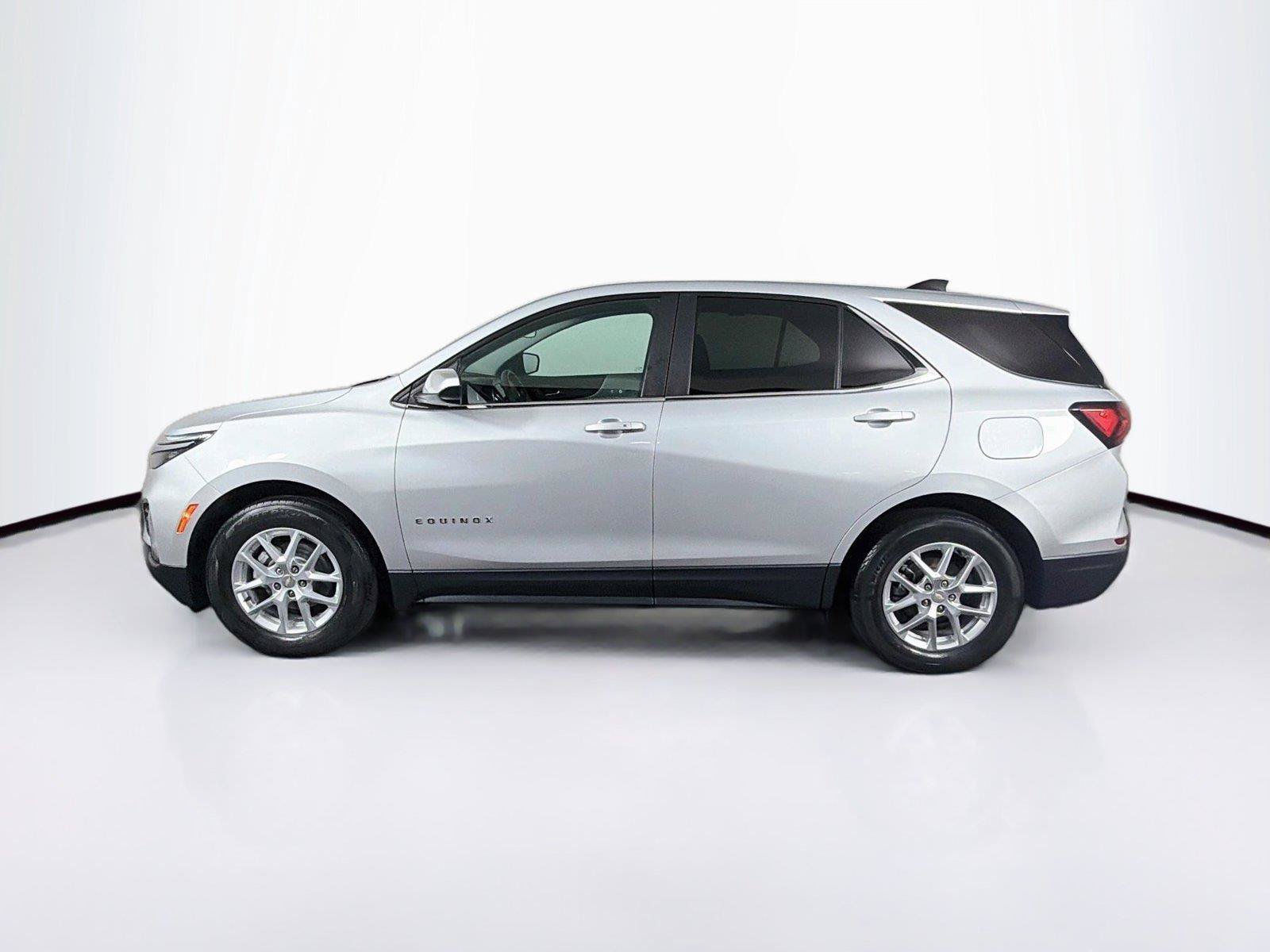 Used 2022 Chevrolet Equinox LT FWD image 8