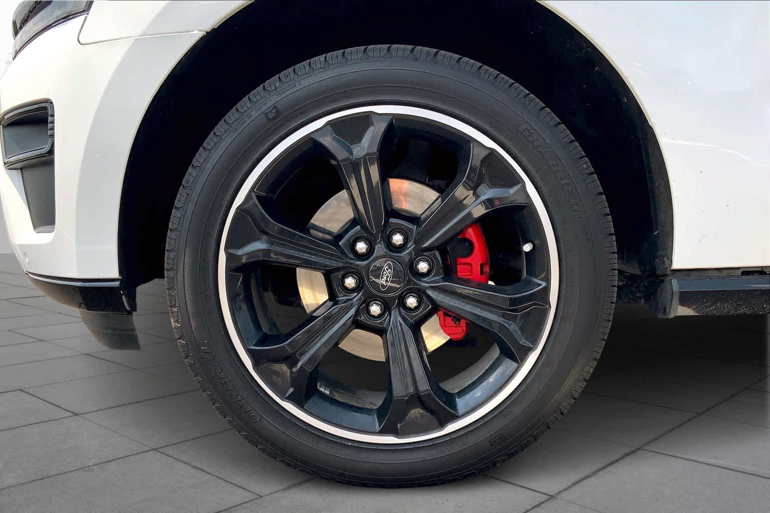 Used 2022 Ford Expedition Limited RWD image 11