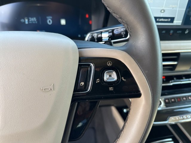 Used 2024 Lincoln Corsair FWD image 28
