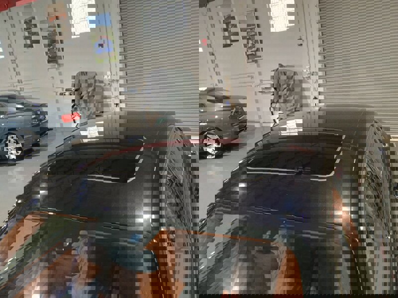 Used 2015 Bentley Flying Spur V8 image 11