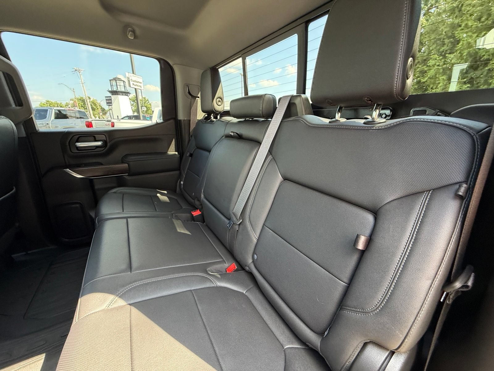 Used 2021 GMC Sierra 1500 SLT w/ SLT Premium Plus Package AWD/4WD image 23
