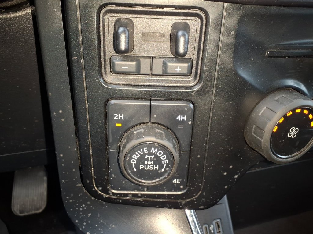 Used 2024 Ford F150 STX AWD/4WD image 26