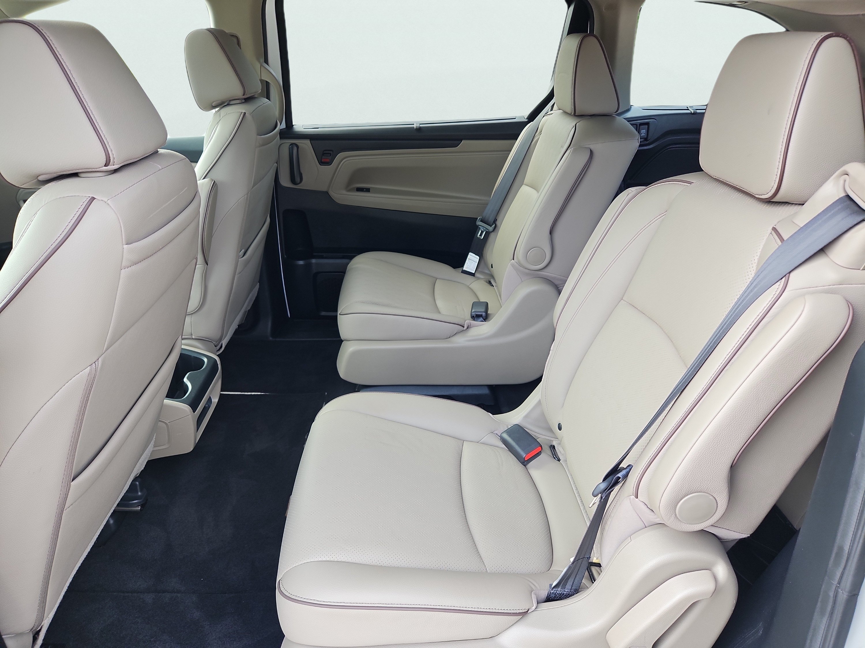 Certified 2024 Honda Odyssey Elite image 37