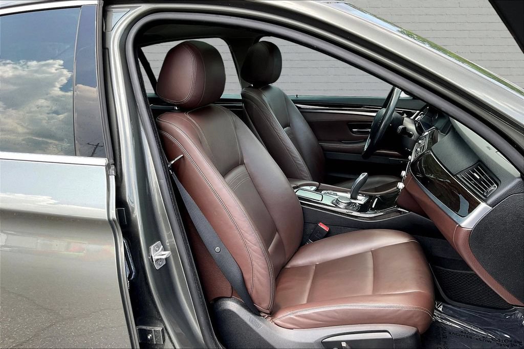 Used 2015 BMW 535i Sedan RWD image 29