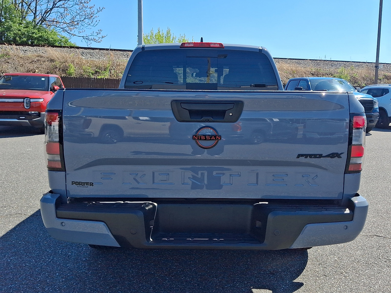 Used 2024 Nissan Frontier PRO-4X w/ Technology Package AWD/4WD image 5