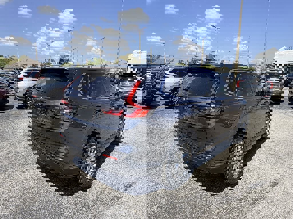 Used 2023 Honda CR-V EX-L image 5
