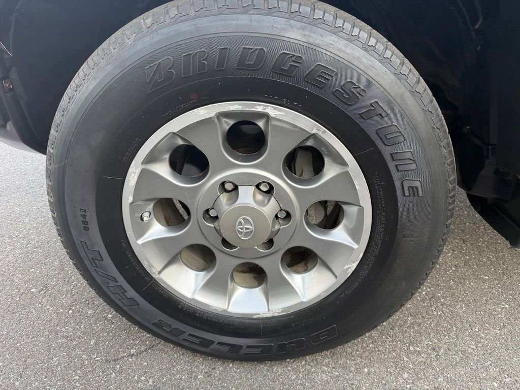Used 2012 Toyota FJ Cruiser 4WD w/ Upgrade Pkg image 36