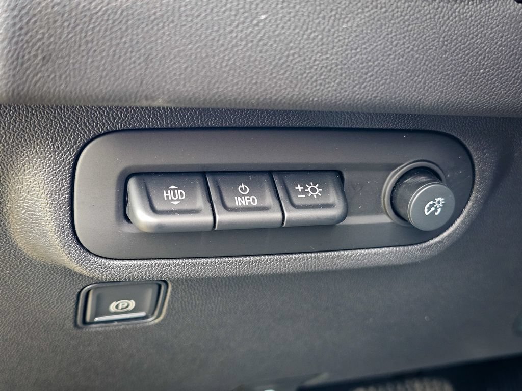 Used 2023 GMC Terrain SLT w/ Tech Package AWD/4WD image 15