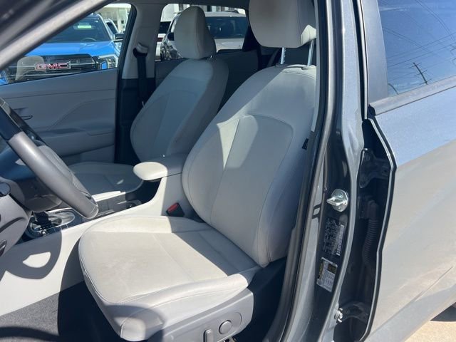 Used 2024 Hyundai Kona SEL image 5